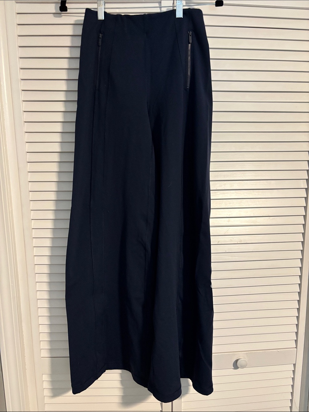 lululemon Define High-Rise Luon size XS in Navy still on website